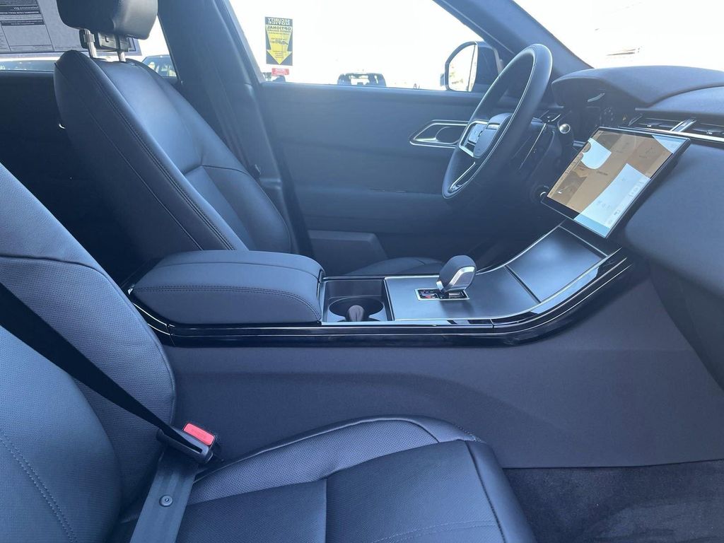 2025 LAND Rover RANGE ROVER VELAR P250 SE R-DYNAMIC 缩略图 18