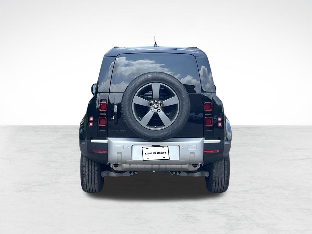 2025 LAND Rover DEFENDER 110 P300 照片 9