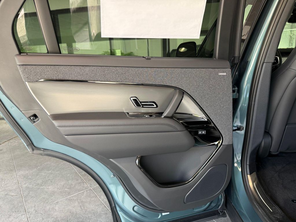 2026 LAND Rover RANGE ROVER SPORT SE — миниатюра 24