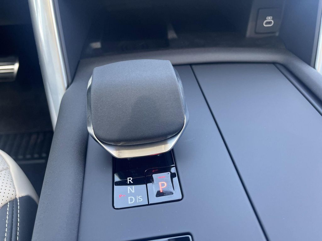 صورة مصغرة 26 لـ 2025 LAND Rover DISCOVERY P360 METROPOLITAN EDITION