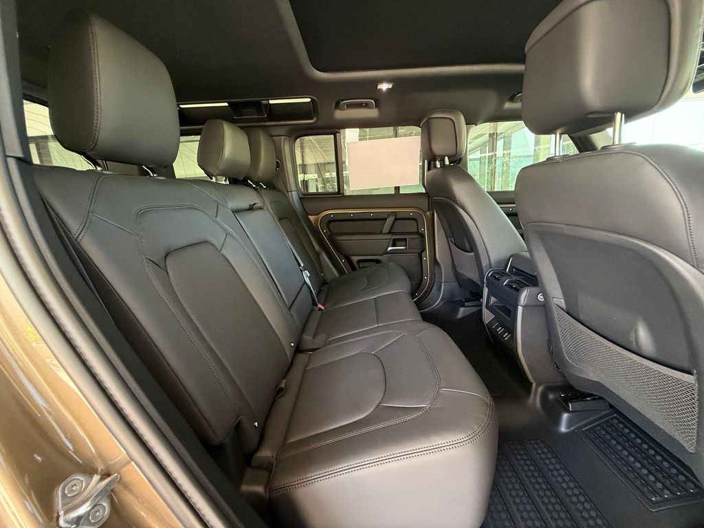 صورة مصغرة 21 لـ 2026 LAND Rover DEFENDER P400 X-DYNAMIC SE