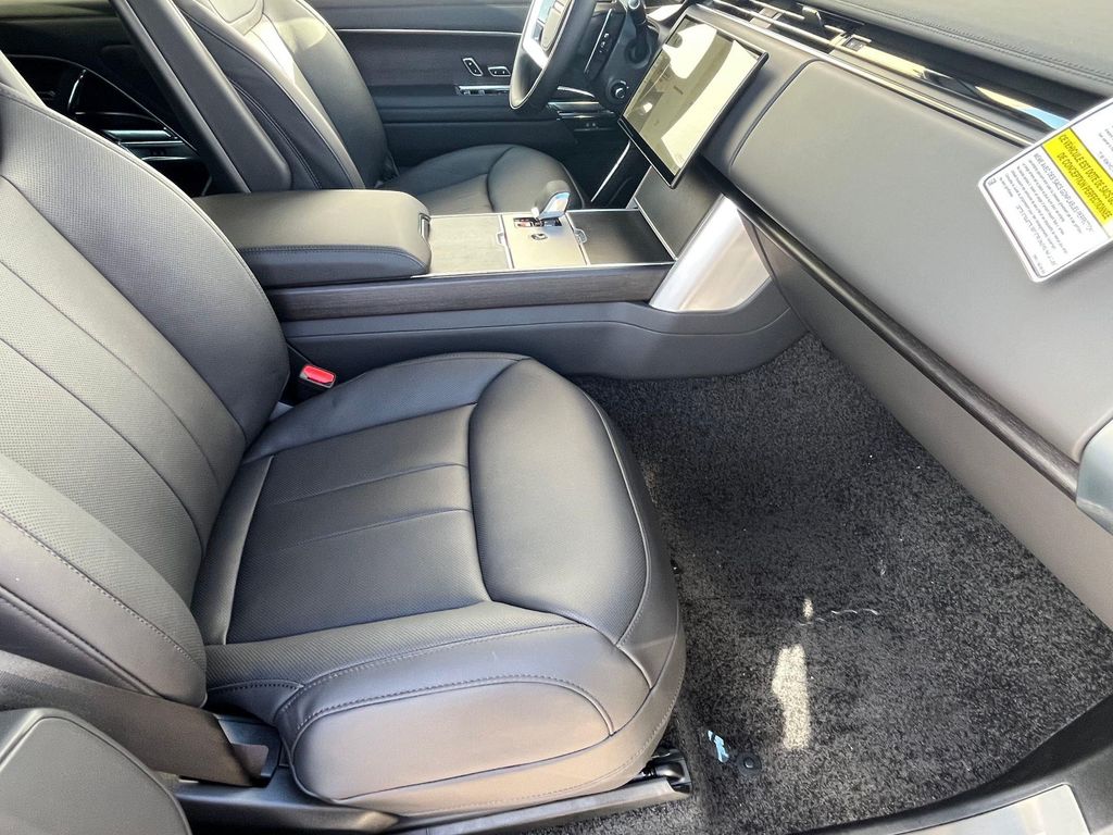 صورة مصغرة 21 لـ 2026 LAND Rover RANGE ROVER P400 SE