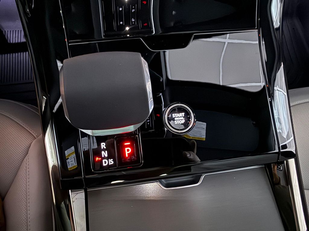 صورة مصغرة 16 لـ 2026 LAND Rover RANGE ROVER SPORT SE