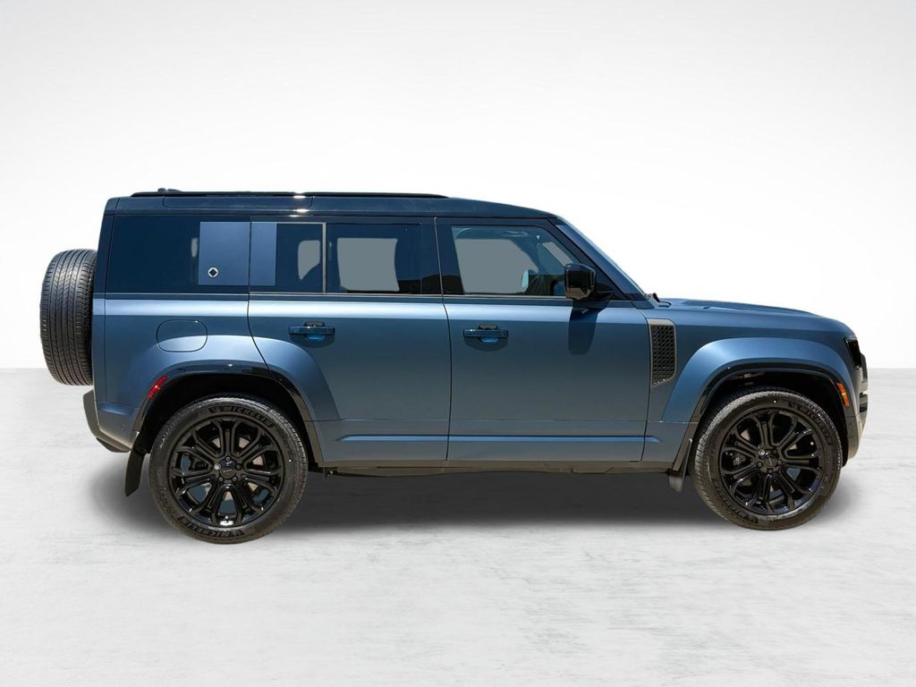 صورة مصغرة 8 لـ 2026 LAND Rover DEFENDER P635 OCTA
