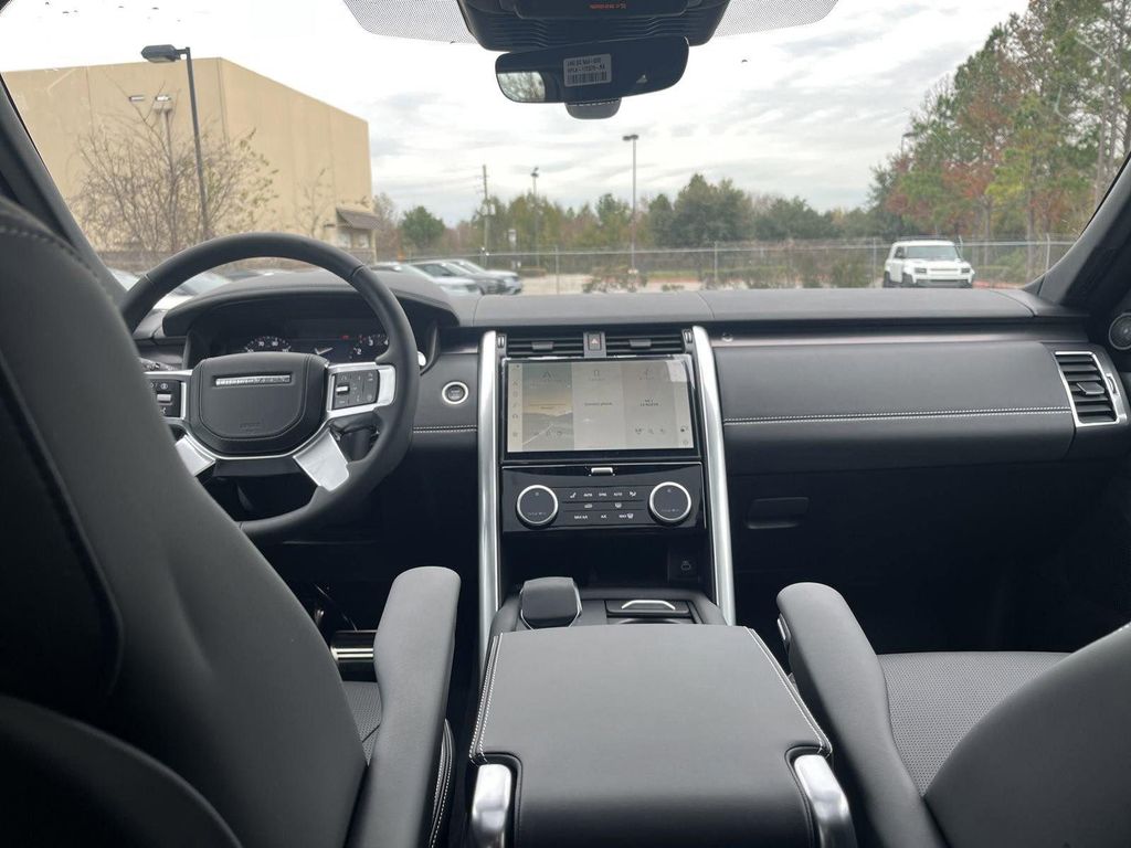 صورة مصغرة 26 لـ 2025 LAND Rover DISCOVERY P360 METROPOLITAN EDITION