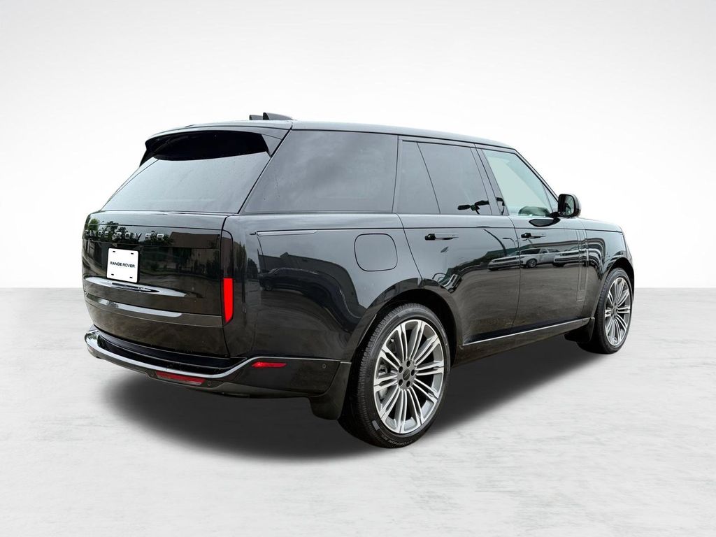 2026 LAND Rover RANGE ROVER P400 SE — фото 8