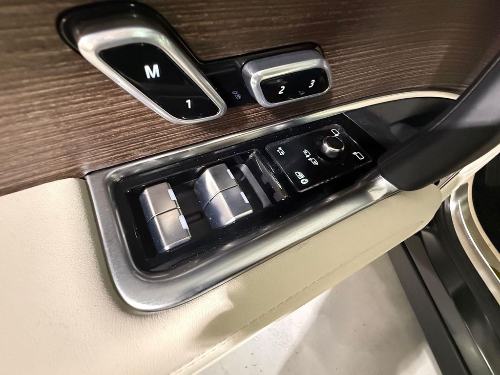 2026 LAND Rover RANGE ROVER P400 SE — миниатюра 27