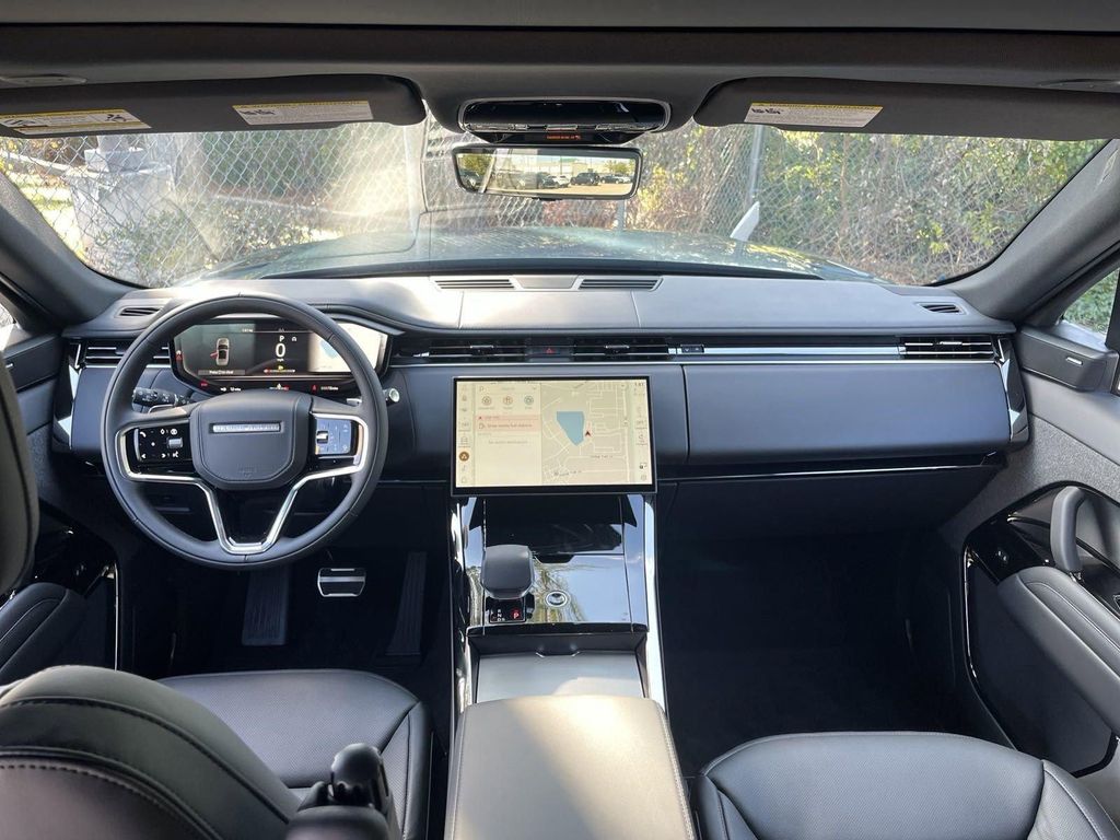 صورة مصغرة 13 لـ 2025 LAND Rover RANGE ROVER SPORT SE