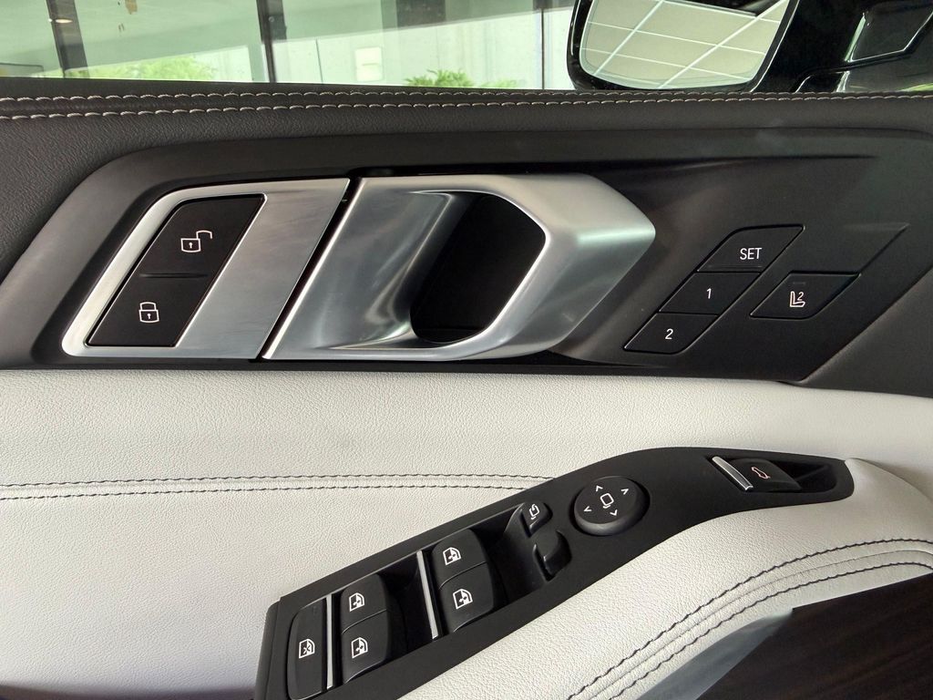 صورة مصغرة 12 لـ 2026 BMW X5 XDRIVE40I