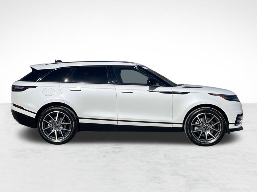 صورة 7 لـ 2026 LAND Rover RANGE ROVER VELAR P250 SE R-DYNAMIC