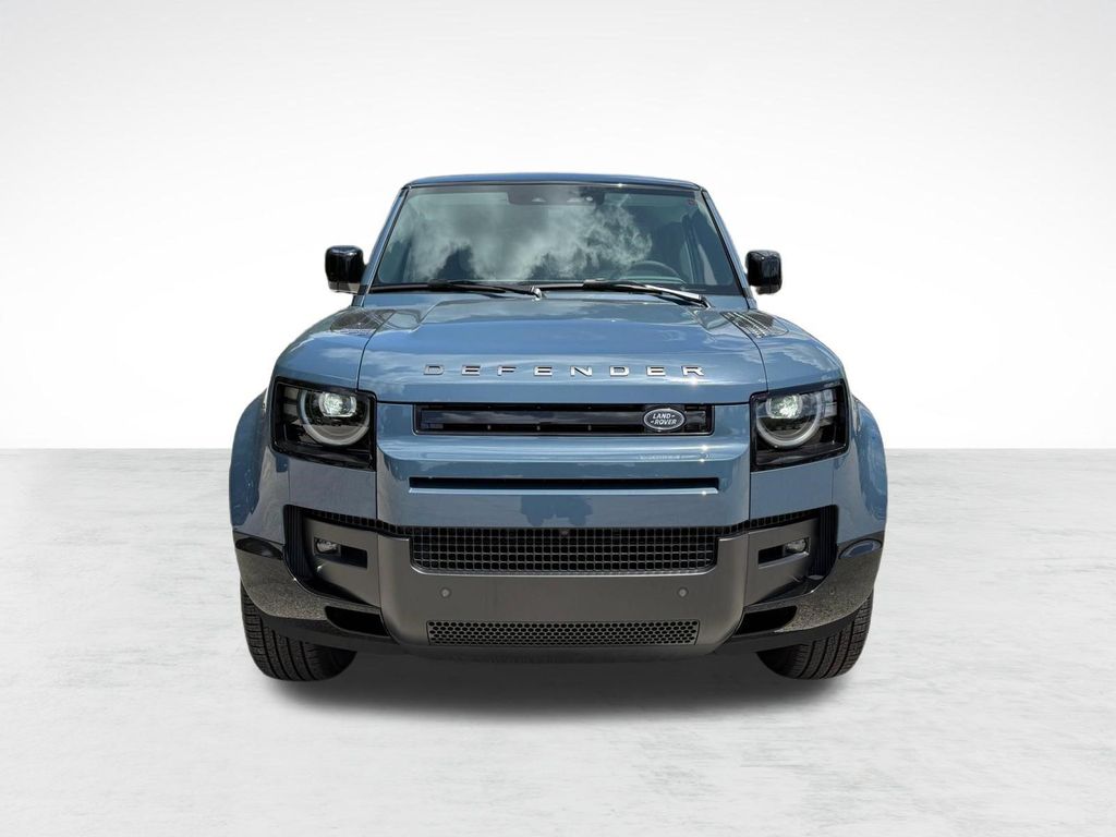 صورة 6 لـ 2026 LAND Rover DEFENDER P400 X-DYNAMIC SE