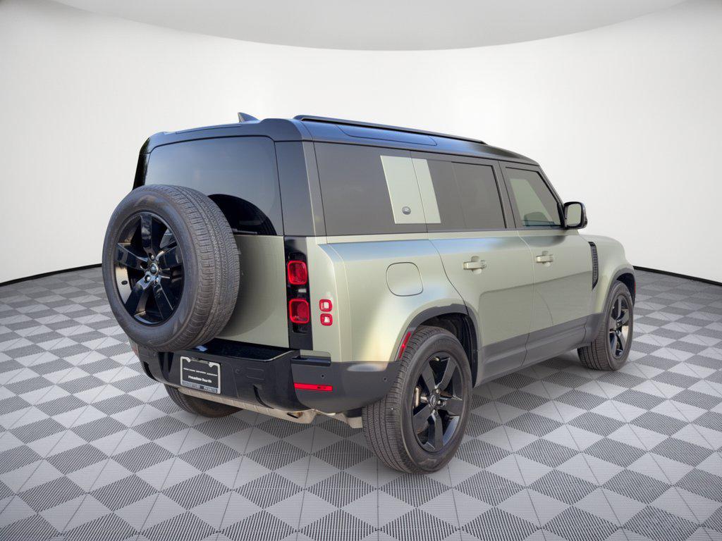 2024 LAND Rover DEFENDER 110 P400 S — фото 9