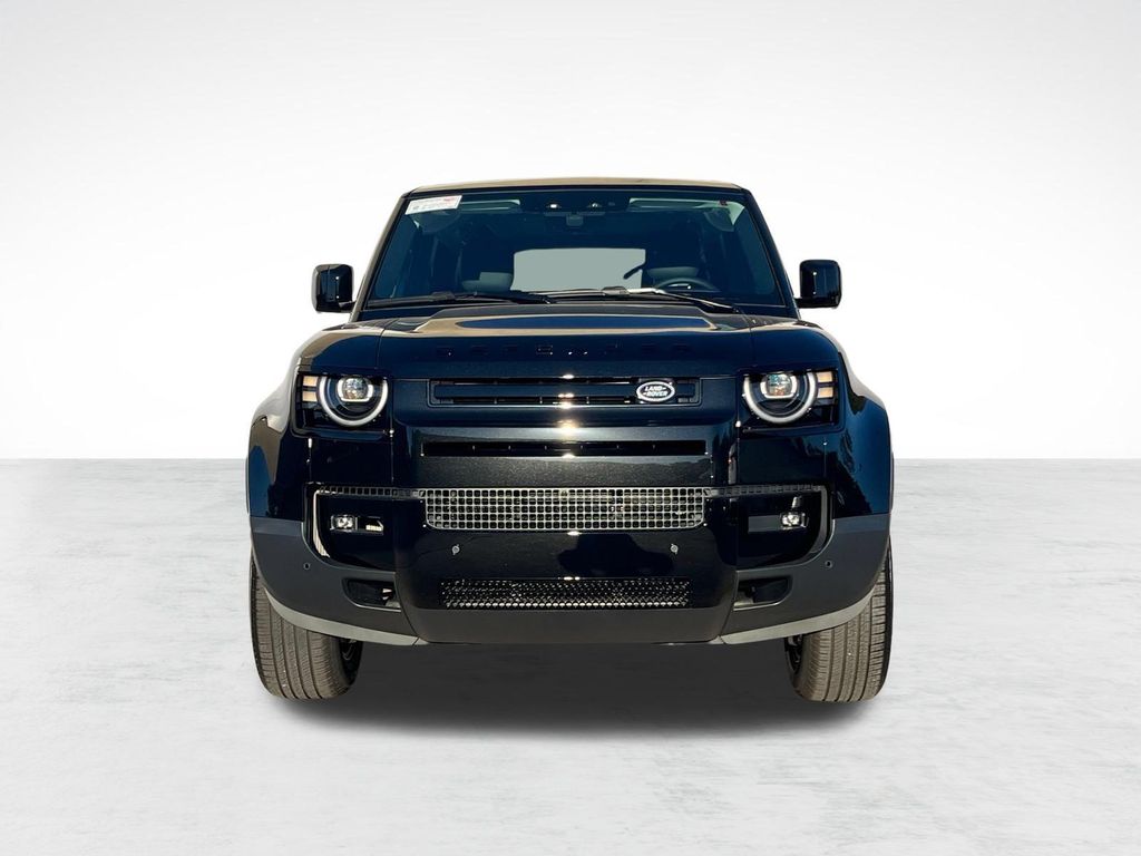 2026 LAND Rover DEFENDER P300 S photo 6