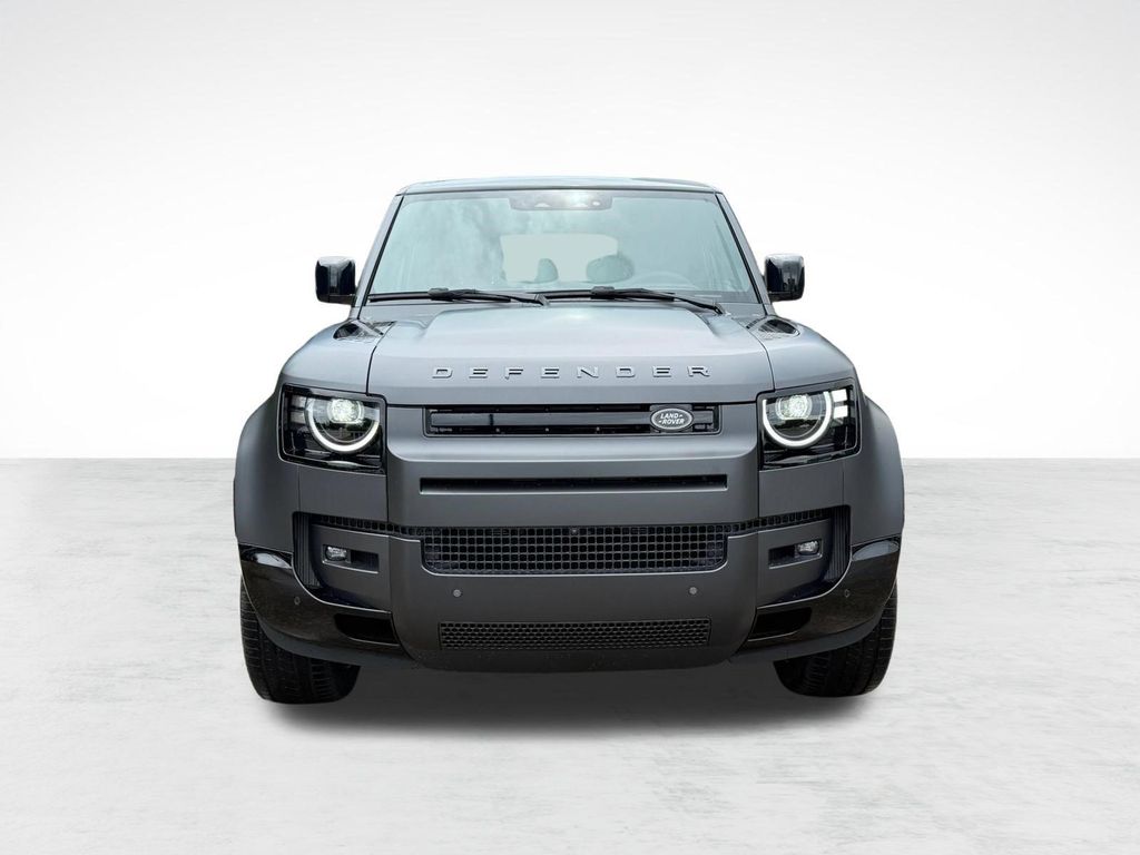 2026 LAND Rover DEFENDER P400 X-DYNAMIC SE — фото 5