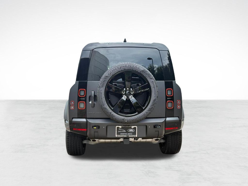 صورة 9 لـ 2026 LAND Rover DEFENDER P400 X-DYNAMIC SE