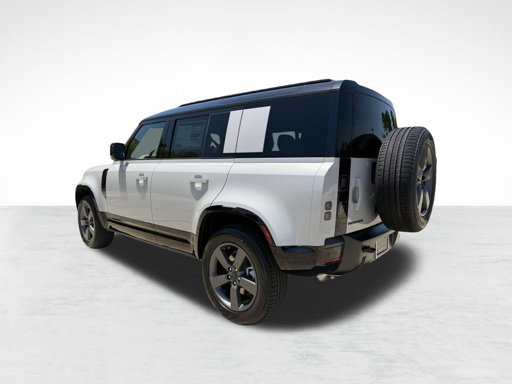 2026 LAND Rover DEFENDER P400 X-DYNAMIC SE — фото 3