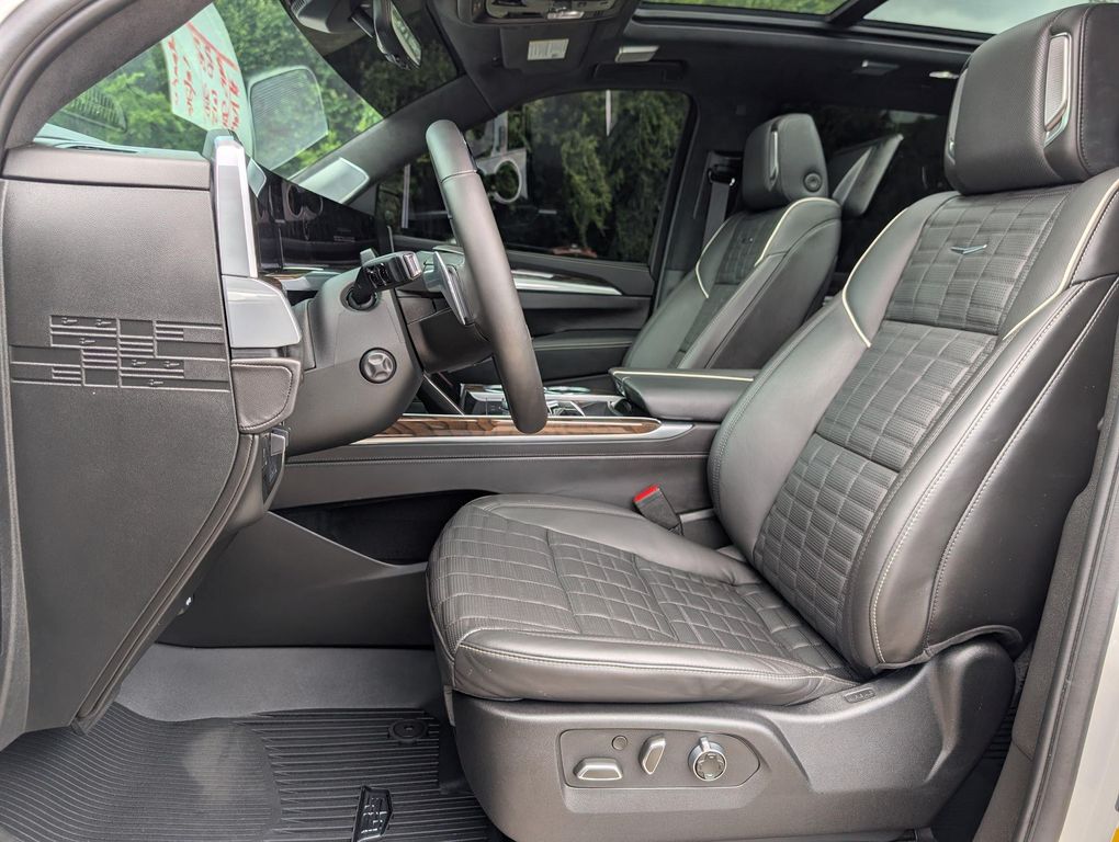 2025 Cadillac ESCALADE SPORT PLATINUM 照片 5