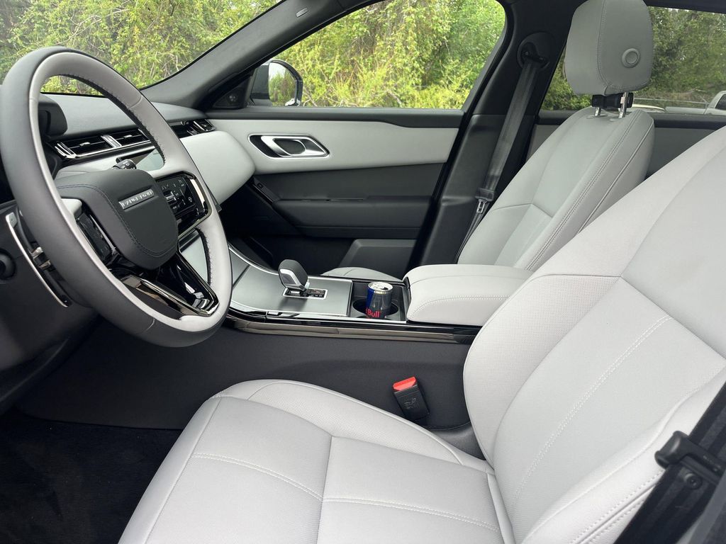 صورة 4 لـ 2026 LAND Rover RANGE ROVER VELAR P250 S
