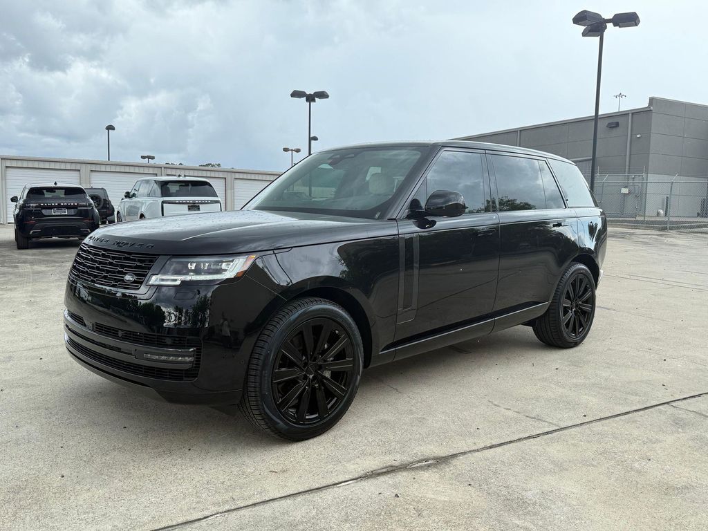 New 2026 Land Rover Range Rover P400 SE 7 Seat