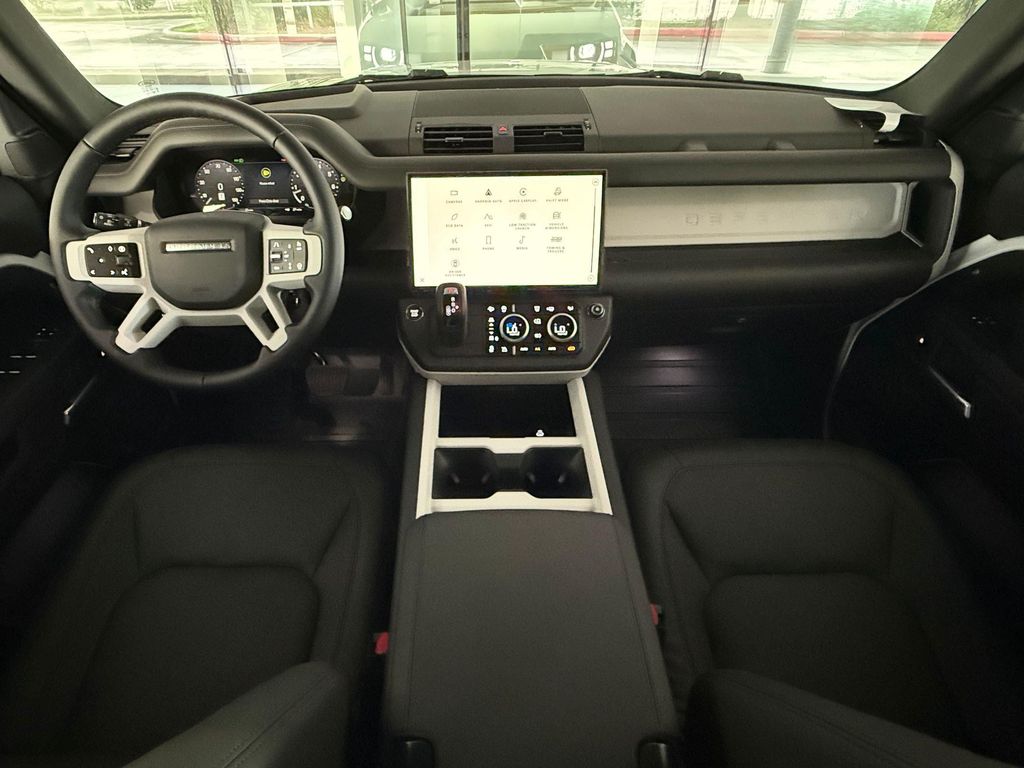 صورة مصغرة 16 لـ 2026 LAND Rover DEFENDER P300 S