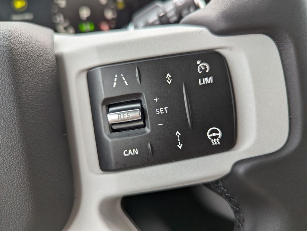صورة مصغرة 18 لـ 2026 LAND Rover DEFENDER P400 X-DYNAMIC SE