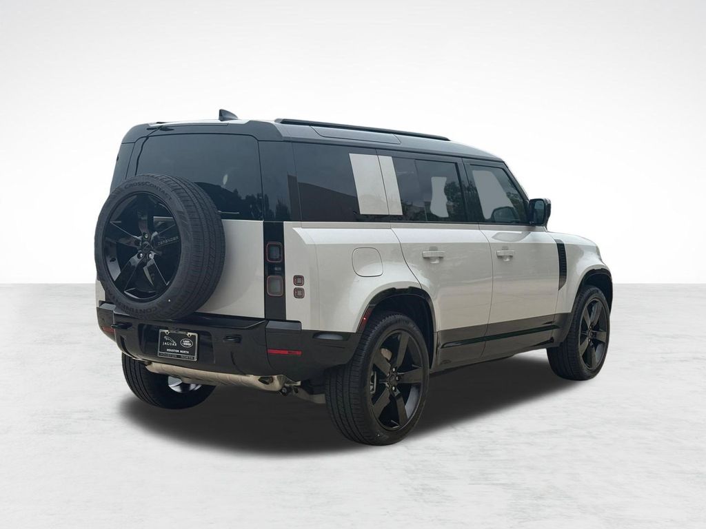 2026 LAND Rover DEFENDER P400 X-DYNAMIC SE — фото 9