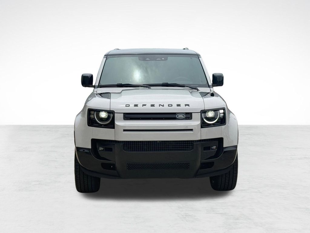 2026 LAND Rover DEFENDER P400 X-DYNAMIC SE — фото 6