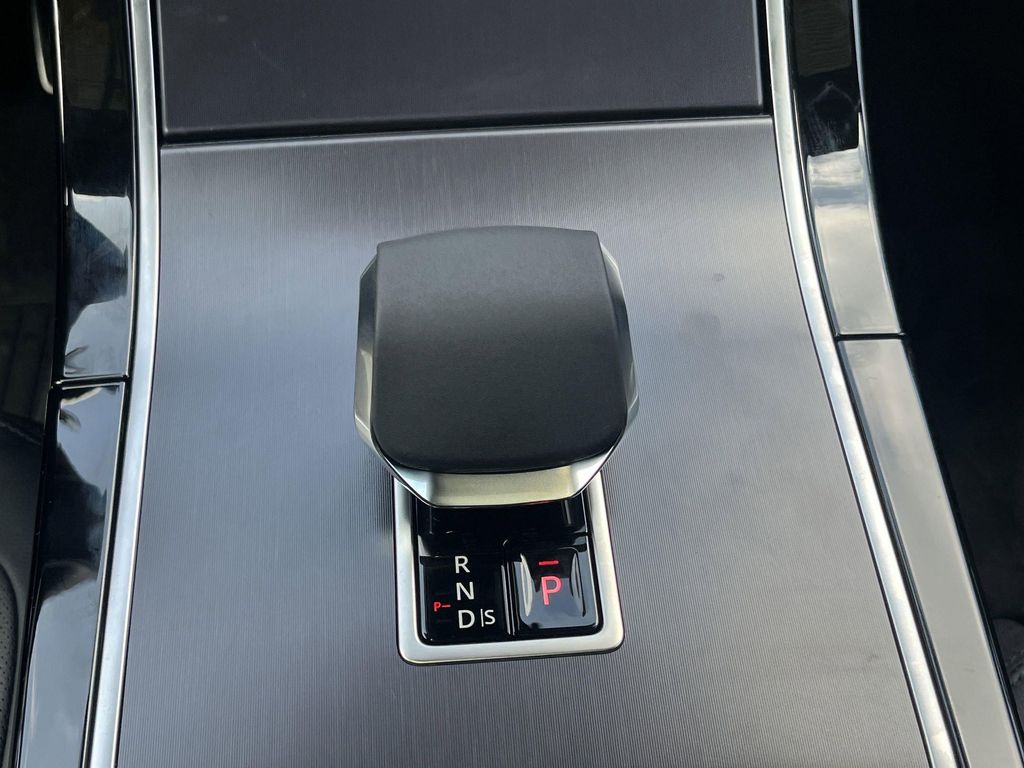 2026 LAND Rover RANGE ROVER VELAR P250 SE R-DYNAMIC 缩略图 17
