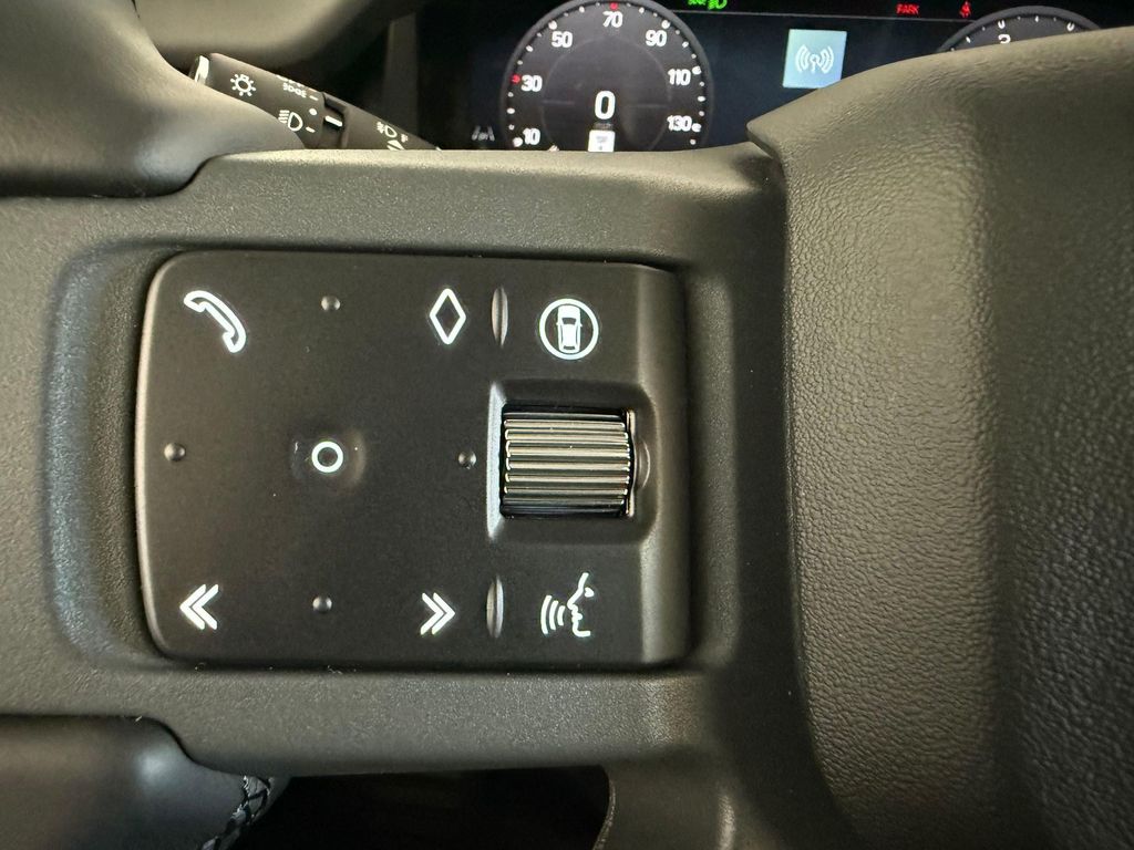 صورة مصغرة 18 لـ 2026 LAND Rover DEFENDER P400 X-DYNAMIC SE