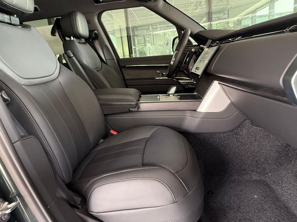 صورة مصغرة 31 لـ 2026 LAND Rover RANGE ROVER P530 SE