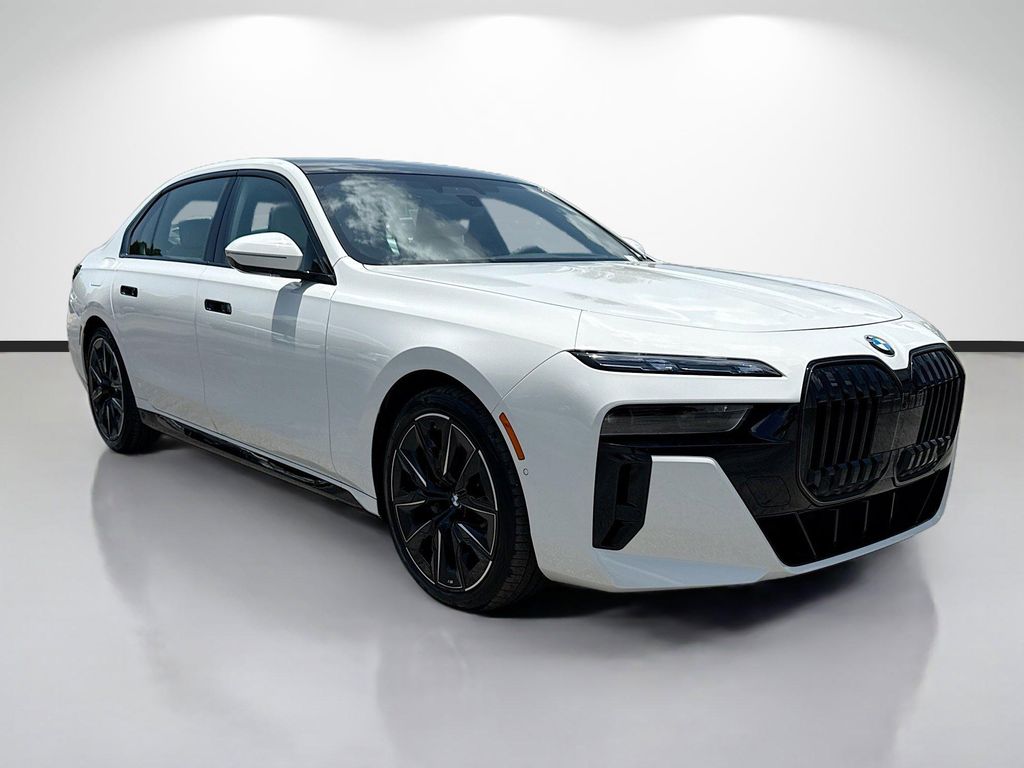 New 2026 BMW 760 xDrive
