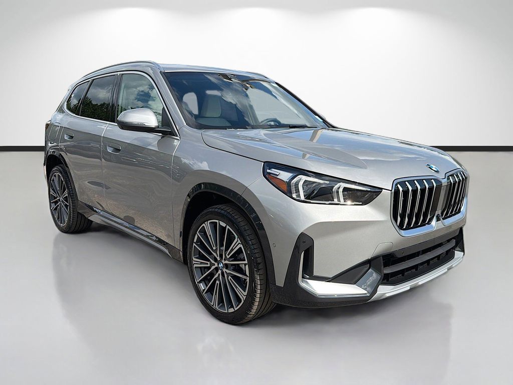 New 2026 BMW X1 xDrive28i