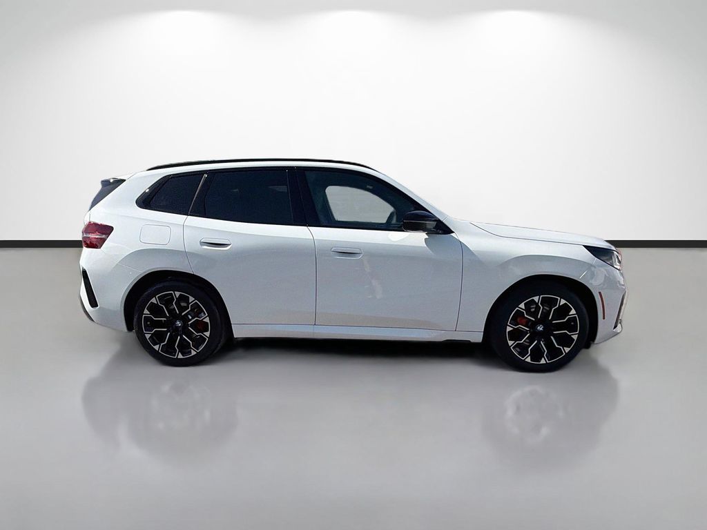 صورة 2 لـ 2026 BMW X3 M50 XDRIVE