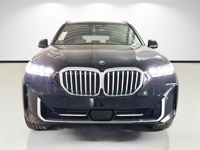 صورة 8 لـ 2026 BMW X5 PHEV XDRIVE50E