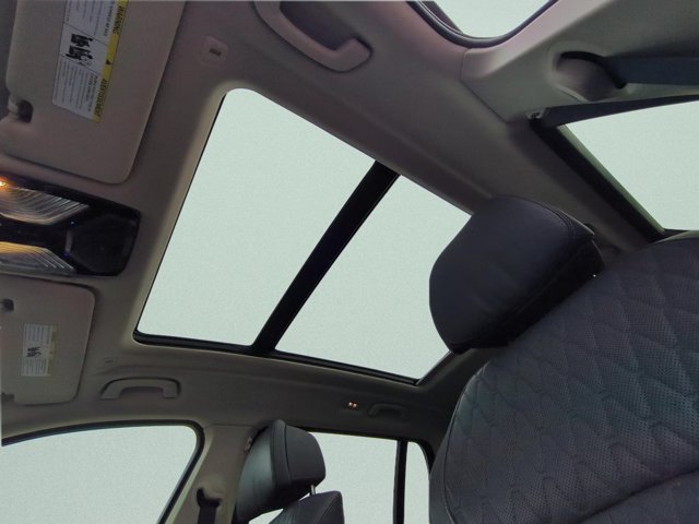 صورة مصغرة 18 لـ 2025 BMW X7 XDRIVE40I