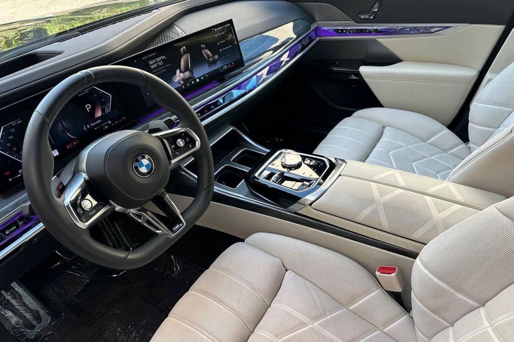 2023 BMW 760 I XDRIVE — фото 9