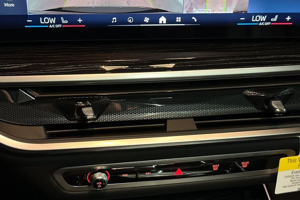 صورة مصغرة 20 لـ 2026 BMW X5 XDRIVE40I