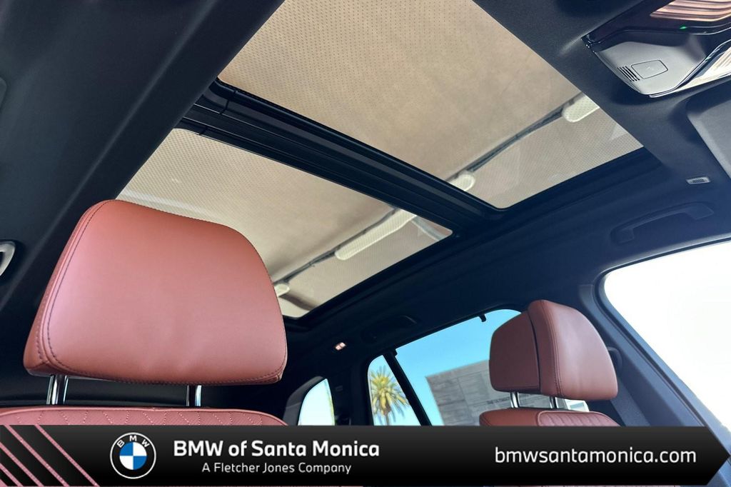 New 2026 BMW X5 M60i