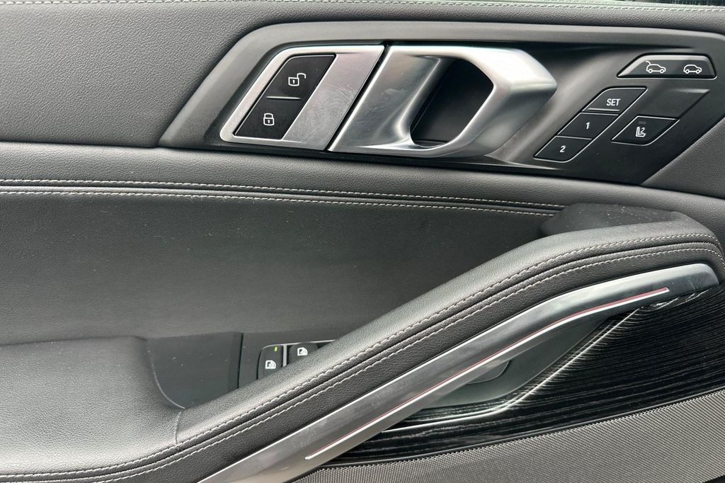 2025 BMW X6 XDRIVE40I — фото 10