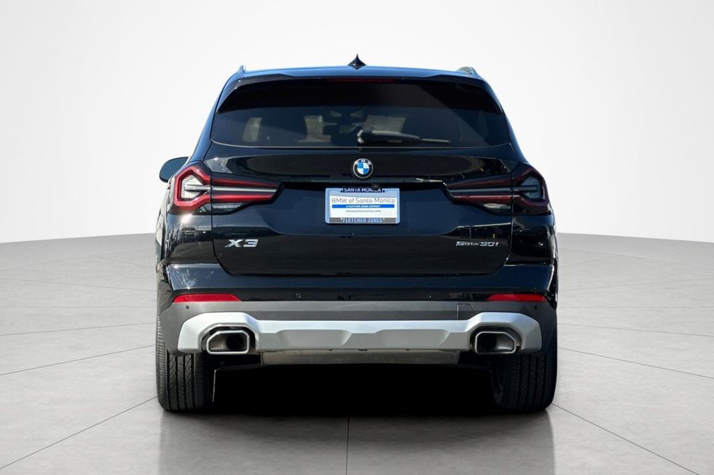 صورة 4 لـ 2023 BMW X3 SDRIVE30I