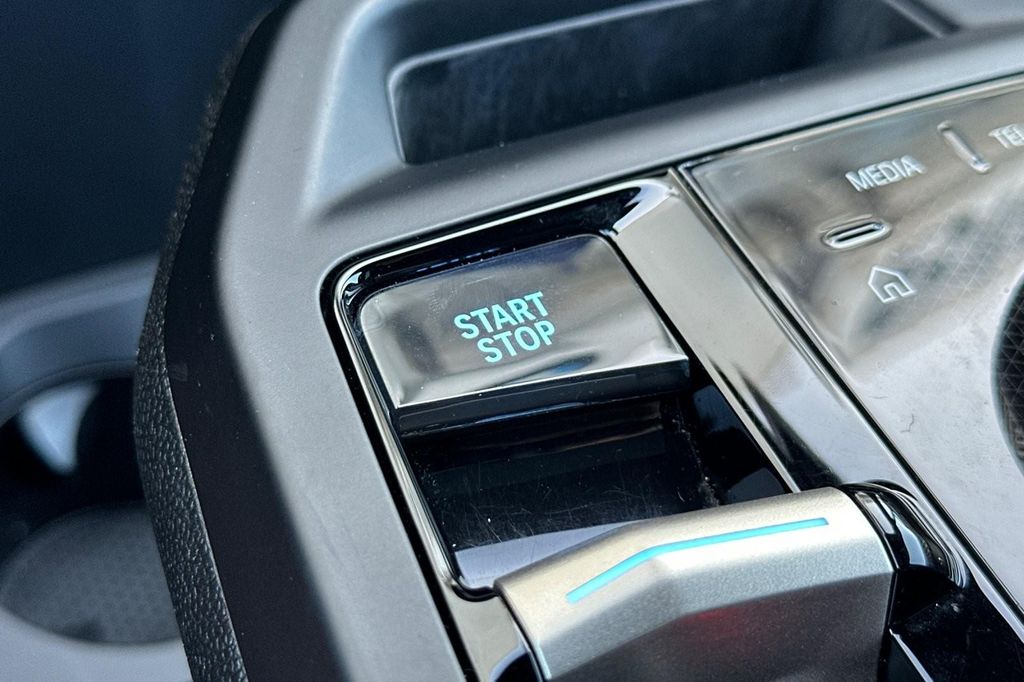 صورة مصغرة 22 لـ 2022 BMW IX XDRIVE50
