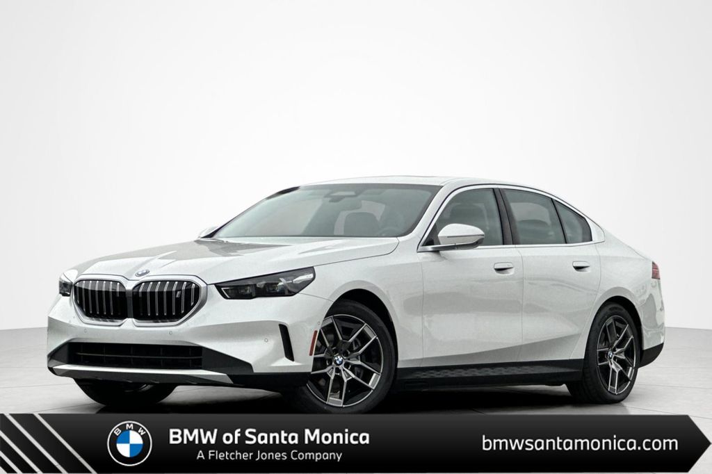 New 2026 BMW i5 eDrive40