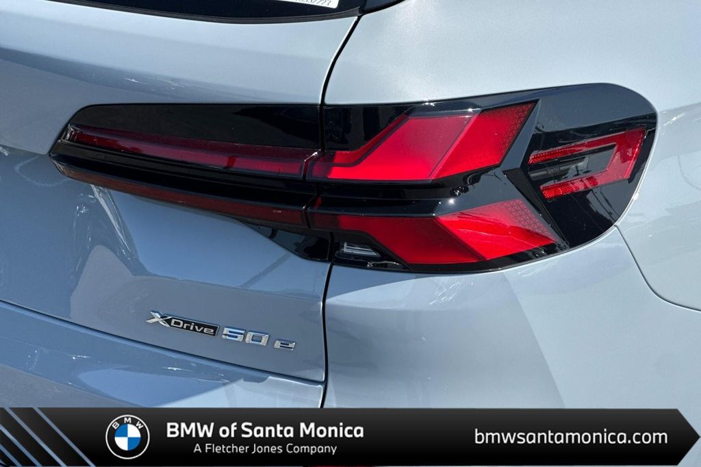 New 2026 BMW X5 PHEV xDrive50e