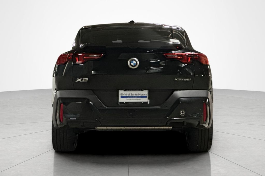 2026 BMW X2 XDRIVE28I — фото 4