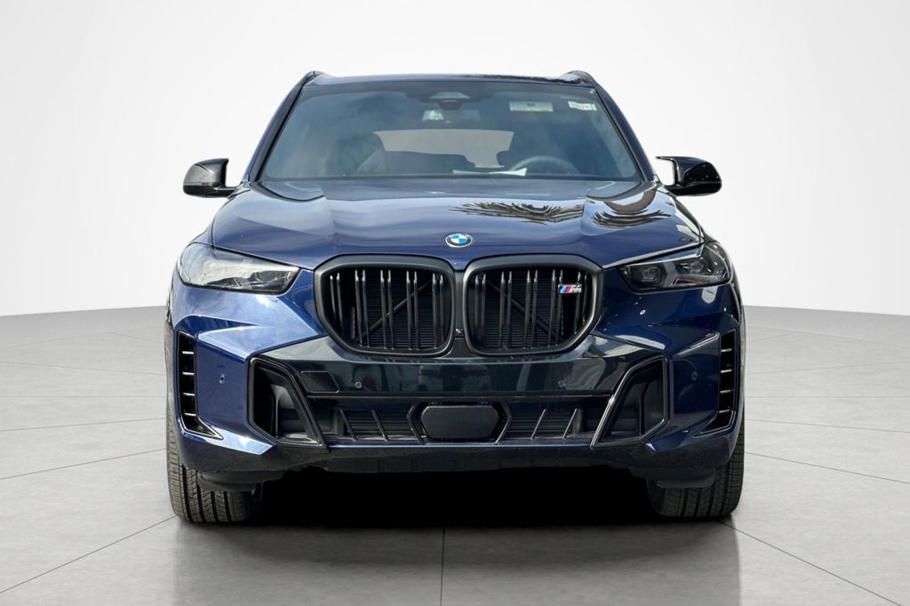 صورة 8 لـ 2026 BMW X5 M60I