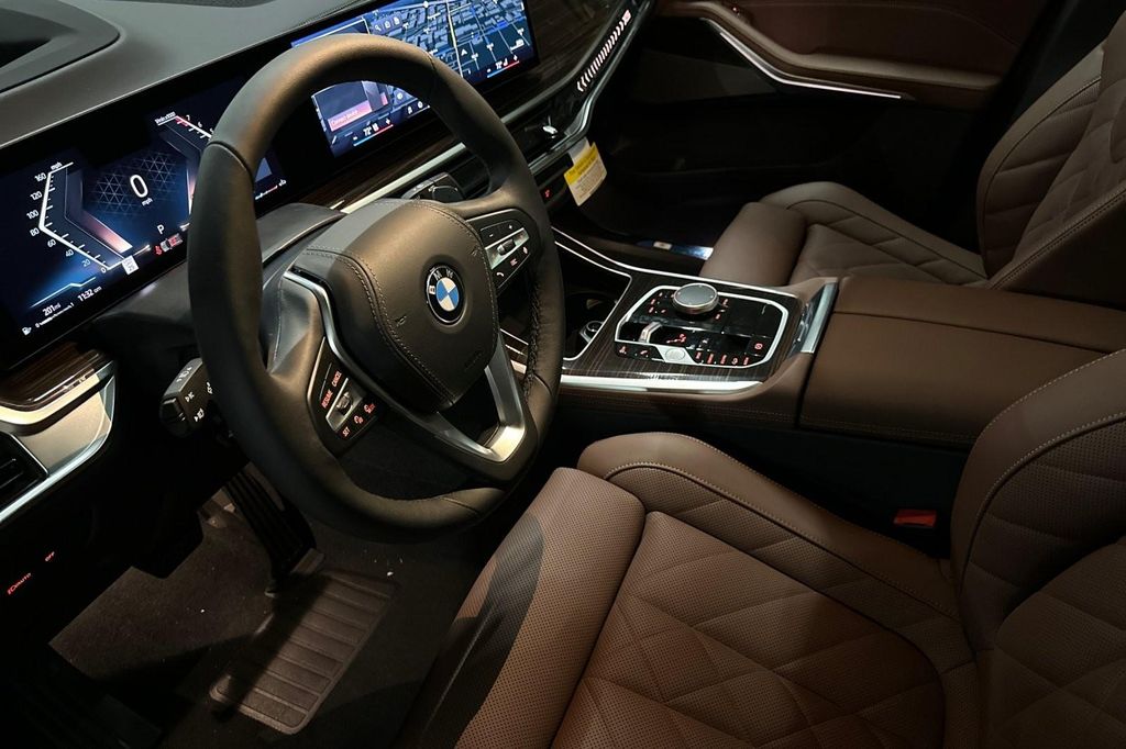 صورة 9 لـ 2026 BMW X5 XDRIVE40I