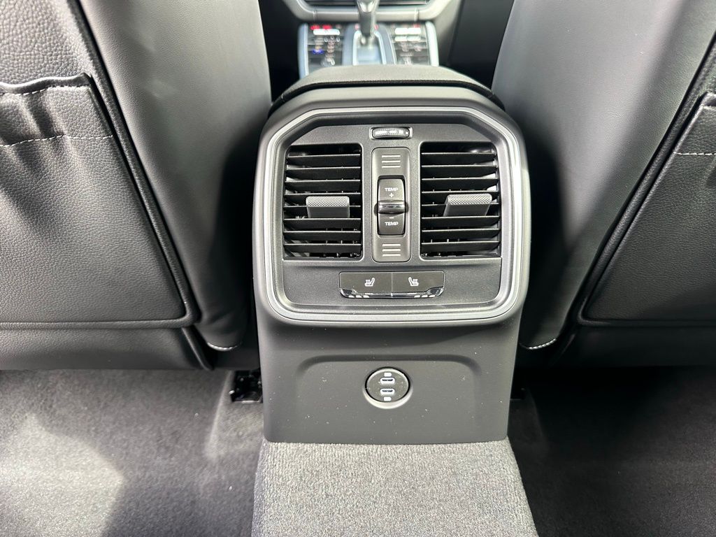 صورة مصغرة 40 لـ 2026 Porsche MACAN S