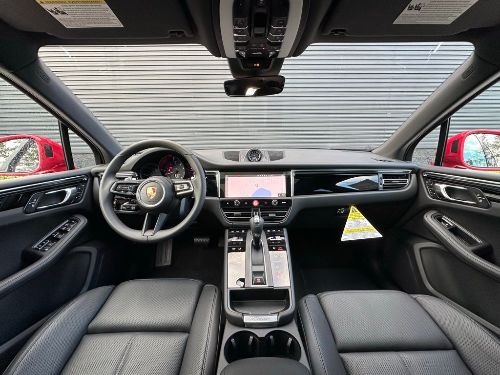 صورة 6 لـ 2026 Porsche MACAN