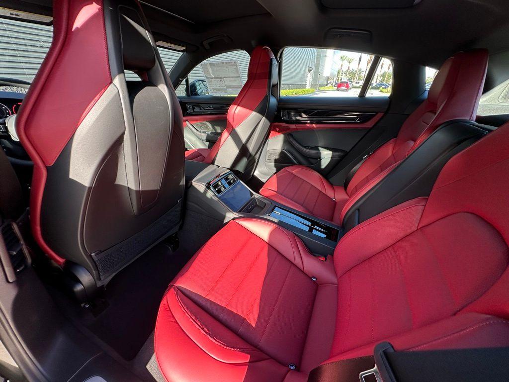 صورة مصغرة 35 لـ 2026 Porsche PANAMERA BASE