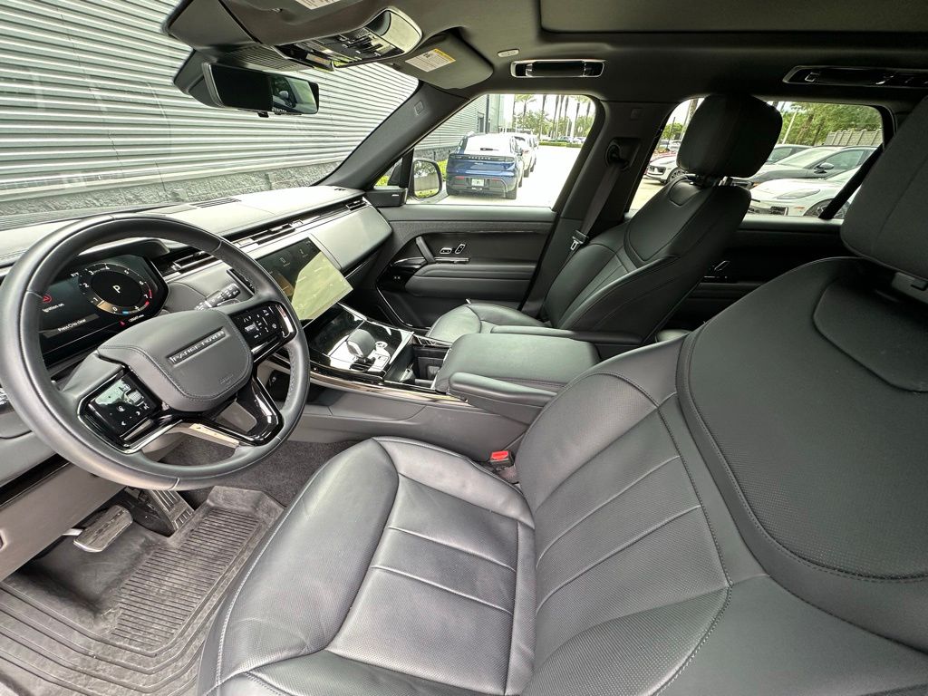 2024 LAND Rover RANGE ROVER SPORT DYNAMIC SE photo 4